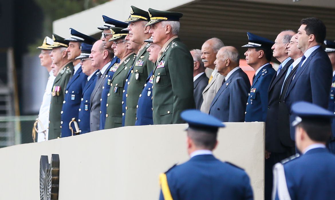 O Ministro da Defesa, Fernando Azevedo e Silva, participa da solenidade militar em comemoração ao nono aniversário de criação do Estado-Maior Conjunto das Forças Armadas (EMCFA) do Ministério da Defesa