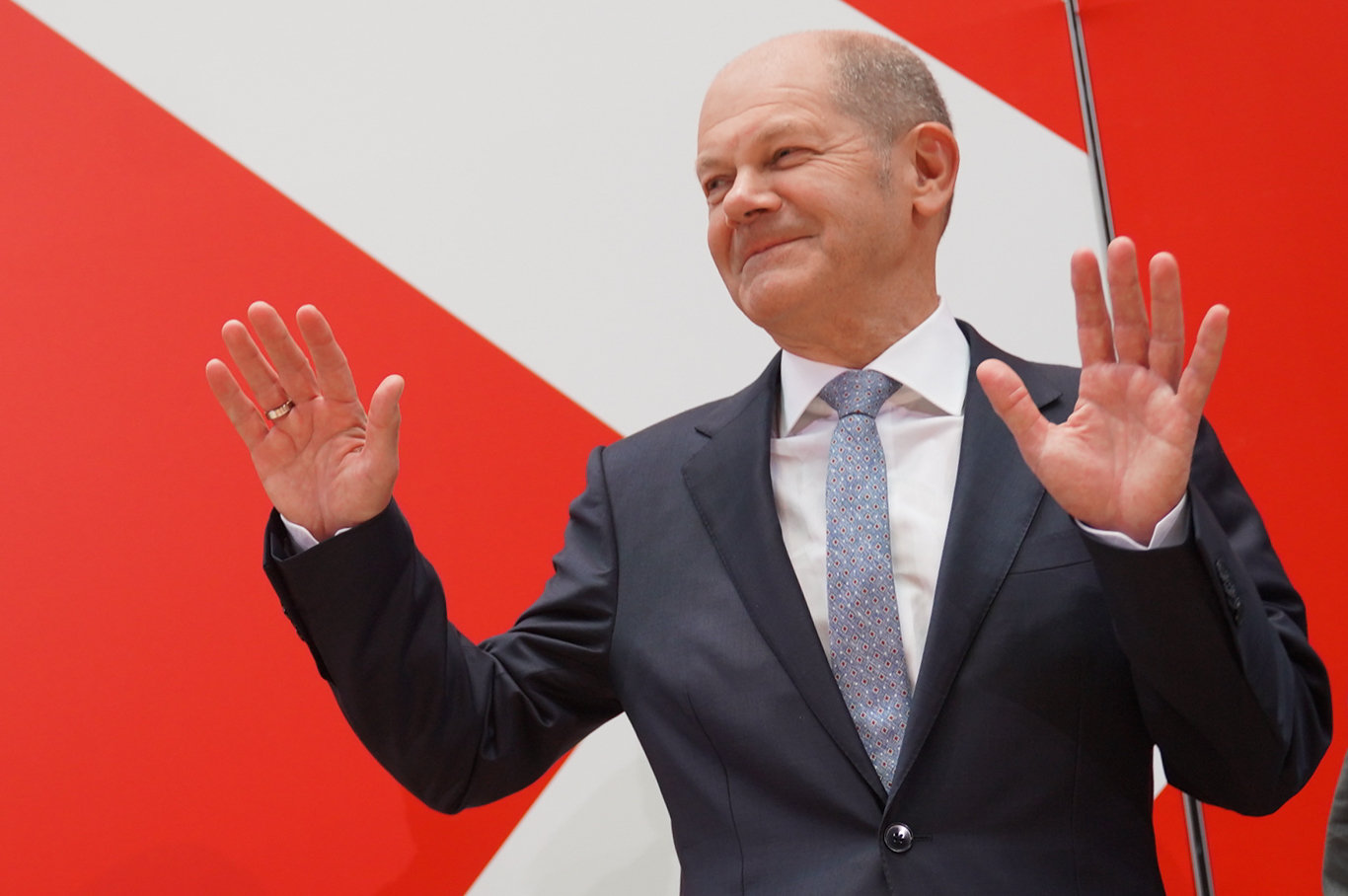 BERLIN, GERMANY - SEPTEMBER 27: Olaf Scholz, chancellor candidate of the German Social Democrats (SPD), speaks to the media at the Federal Chancellery following the SPD's narrow win in yesterday's federal elections on September 27, 2021 in Berlin, Germany. The SPD came in 1.6 points ahead of the Christian Democrats union of CDU/CSU, setting the stage for what will likely be arduous exploratory discussions and negotiations between the four leading parties over the next several months before the creation of a new coalition government. (Photo by Carstensen - Pool / Getty Images)