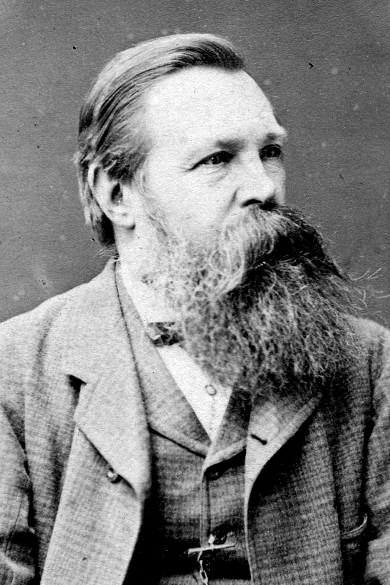 C301-Friedrich_Engels_portrait_cropped