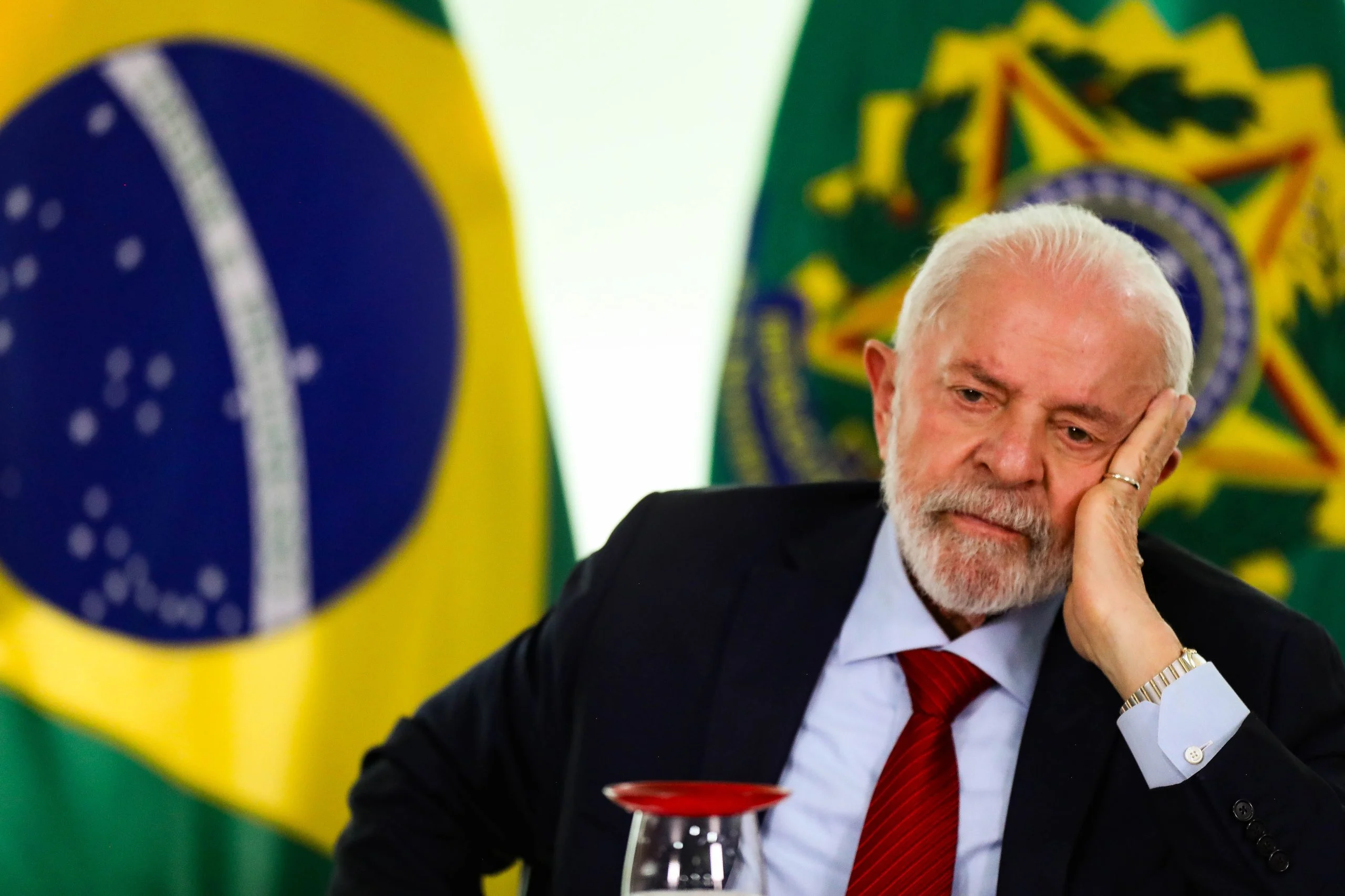 A400 - opção - Lula preocupado