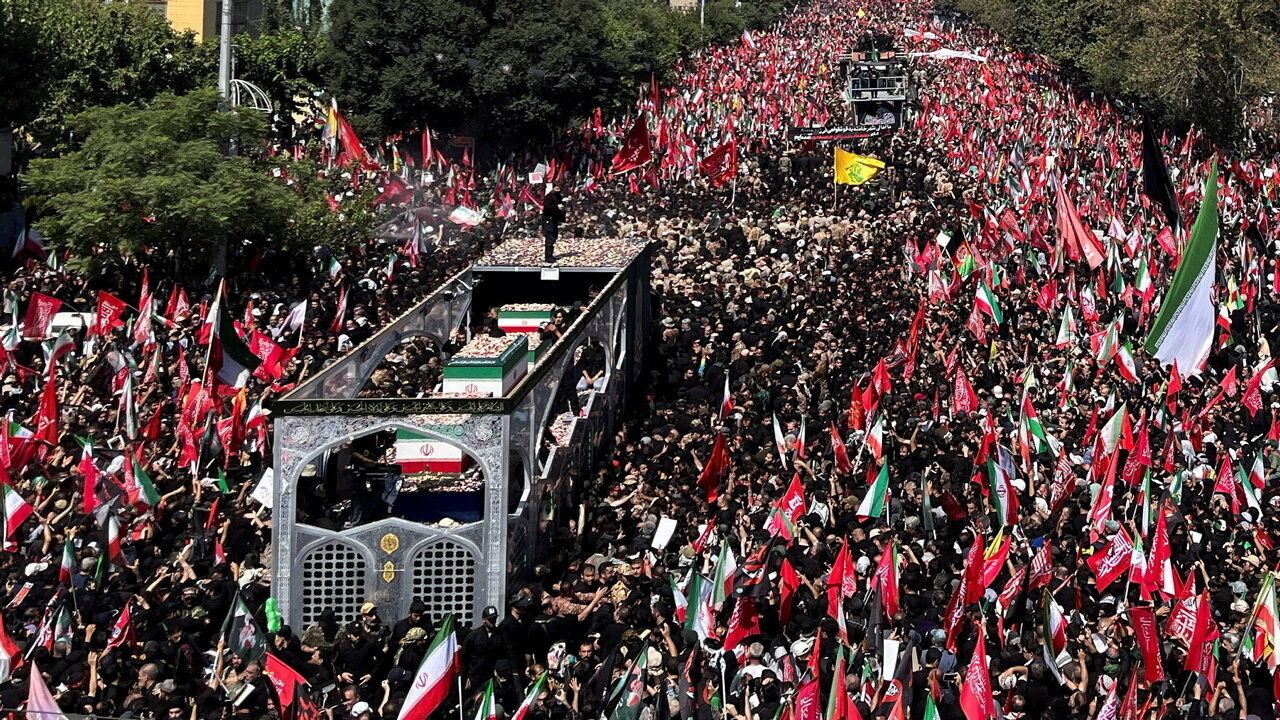 A800 - funerais khamenei