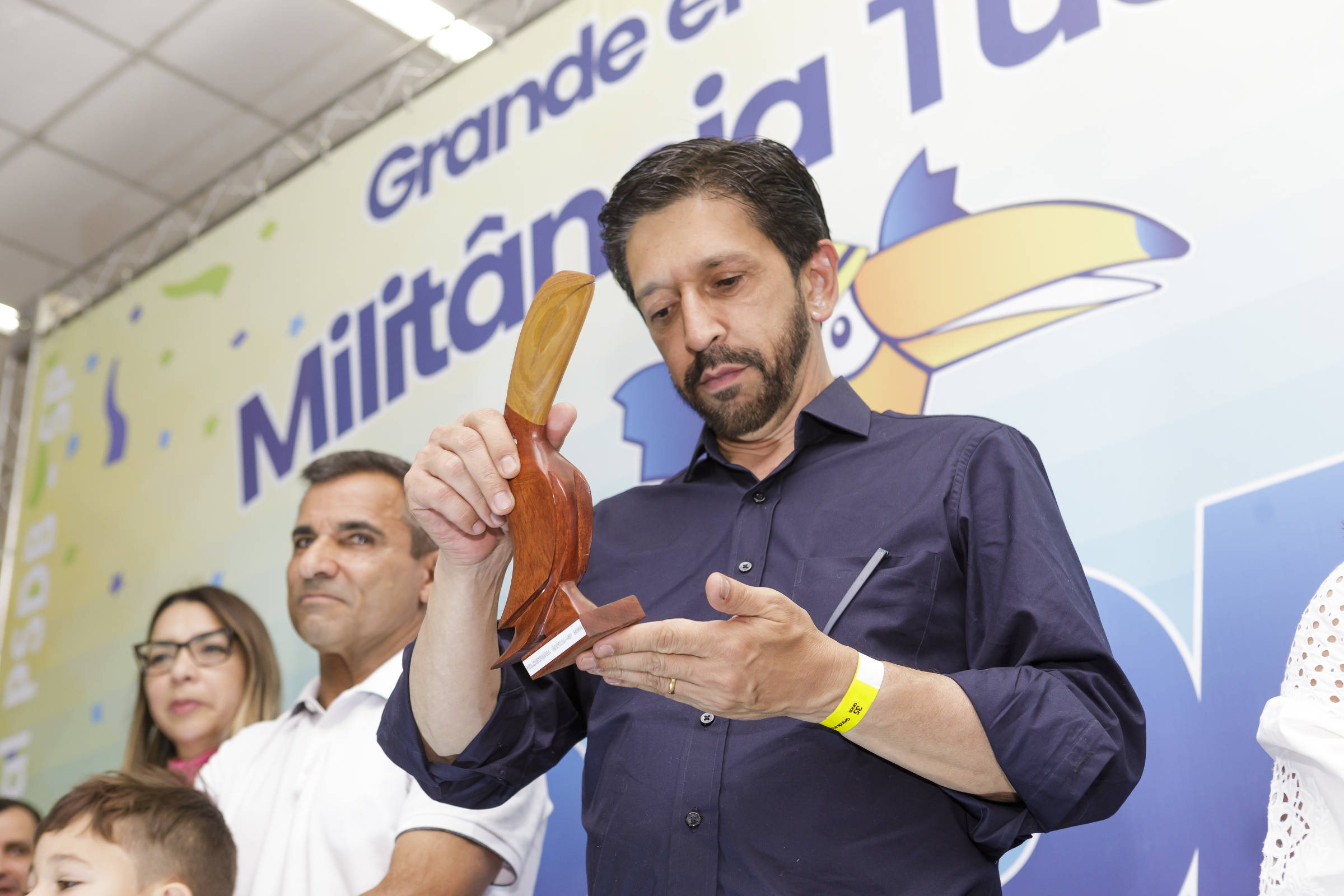 A602 - Nunes e PSDB