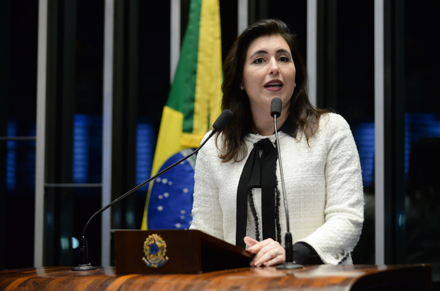 Plenário do Senado durante sessão deliberativa extraordinária  que decidirá pela aprovação ou rejeição do relatório favorável à admissibilidade do processo de impeachment da presidente Dilma Rousseff. Em discurso, senadora Simone Tebet (PMDB-MS).Foto:  Jefferson Rudy/Agência Senado