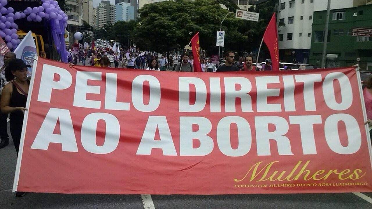 A702 - mulheres