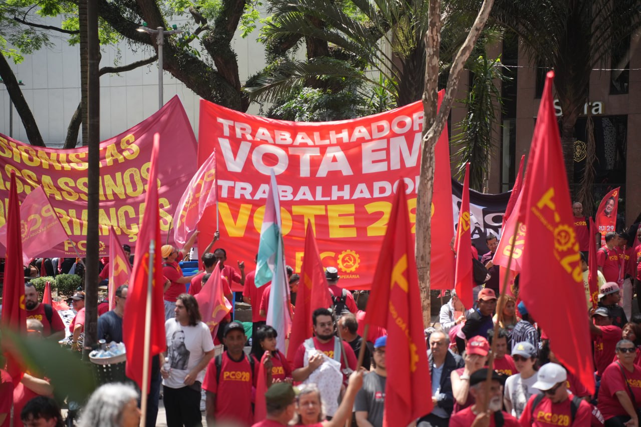A400 - trabalhador vota em trabalhador