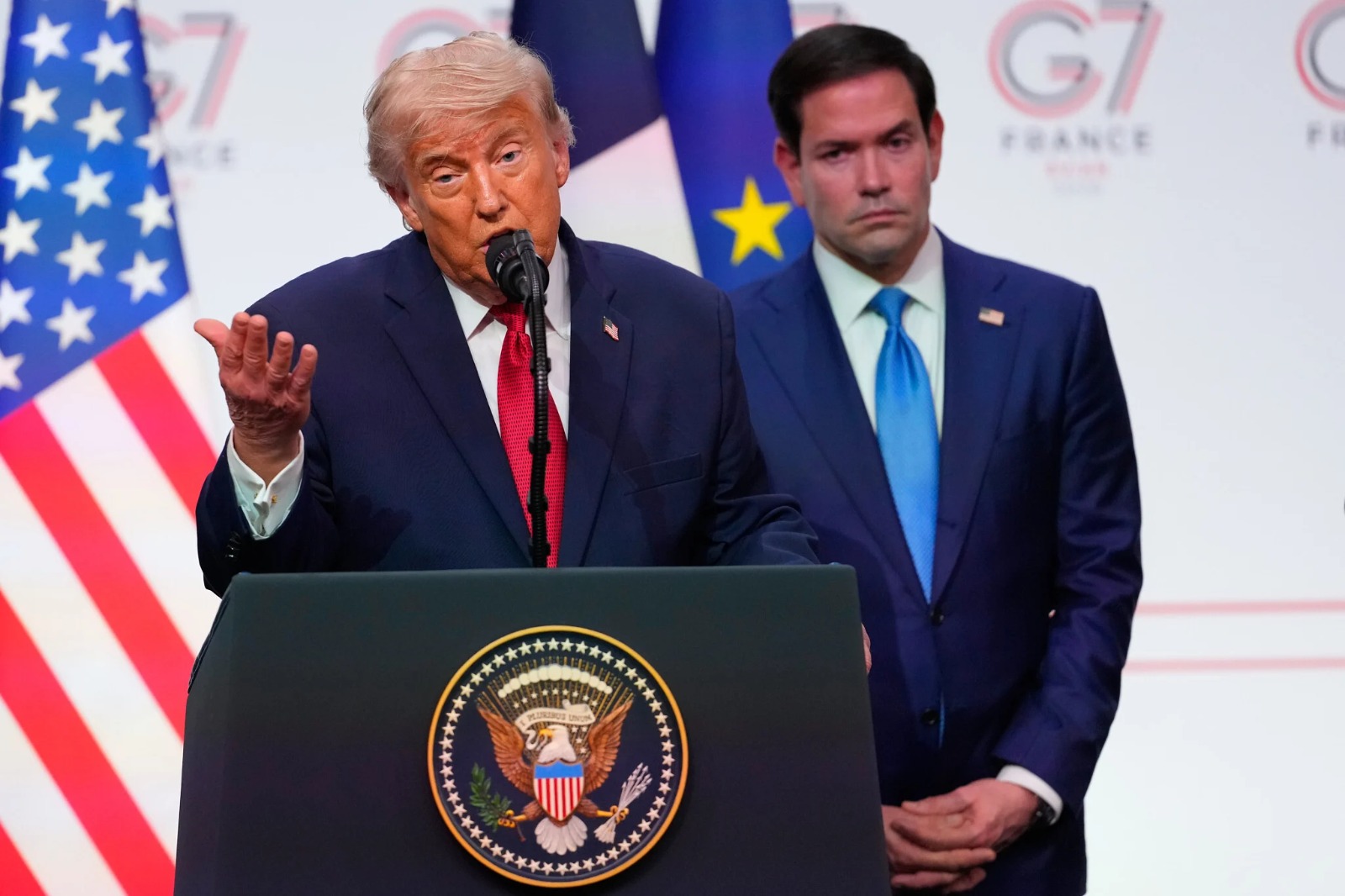 A700 - trump em apuros