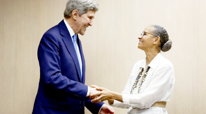 A402-Marina-Silva-John-Kerry-1